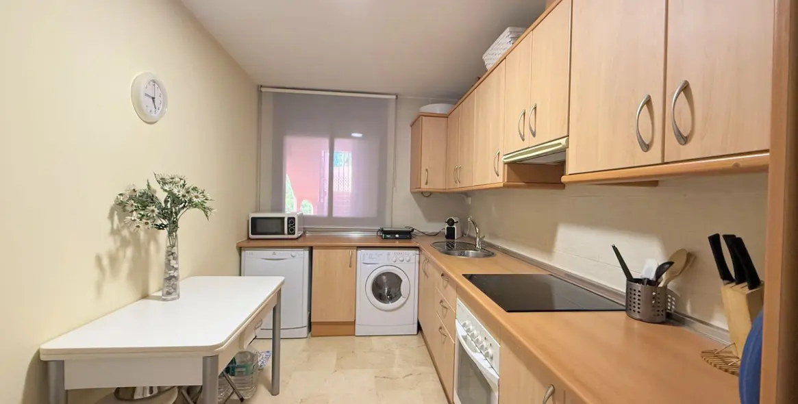 Sale of middle floor apartment in Casares Playa 9