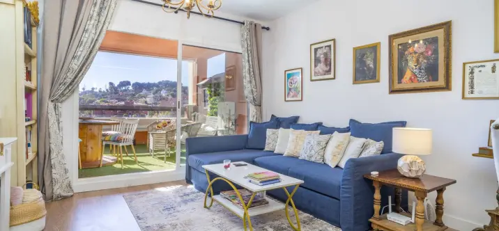 Продажа апартаментов на среднем этаже в Reserva de Marbella 1