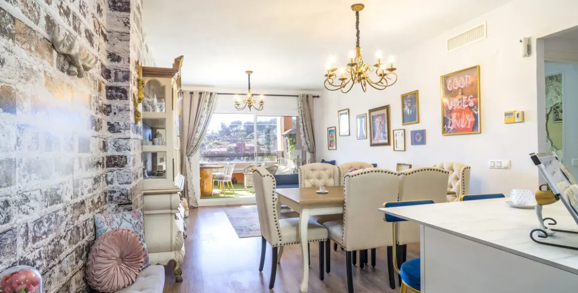 Продажа апартаментов на среднем этаже в Reserva de Marbella 10