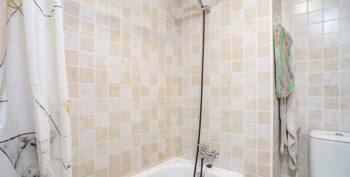 Продажа апартаментов на среднем этаже в Reserva de Marbella 39