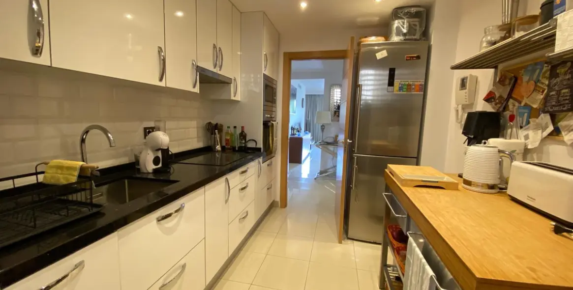 Sale of ground floor apartment in Estepona 8