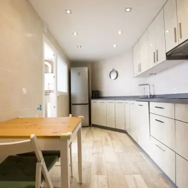 Продажа апартаментов на среднем этаже в Nueva Andalucía