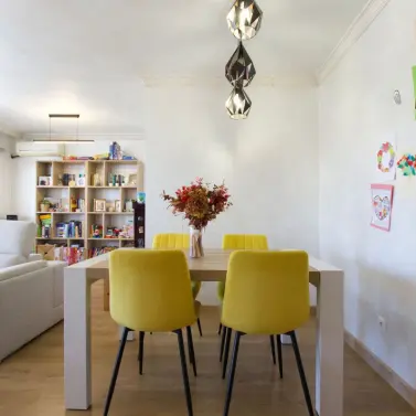 Продажа апартаментов на среднем этаже в Nueva Andalucía