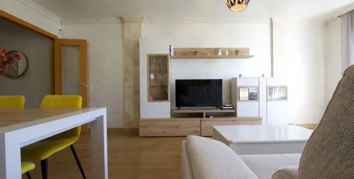 Продажа апартаментов на среднем этаже в Nueva Andalucía 15