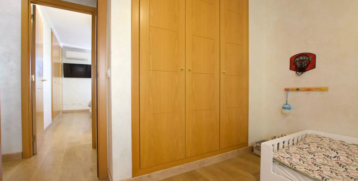 Продажа апартаментов на среднем этаже в Nueva Andalucía 24