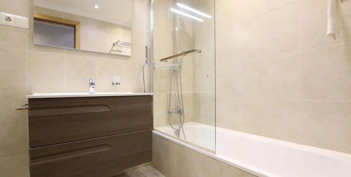 Продажа апартаментов на среднем этаже в Nueva Andalucía 38