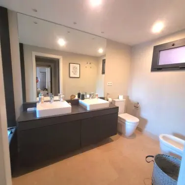 Venta de apartamento en planta baja en Selwo