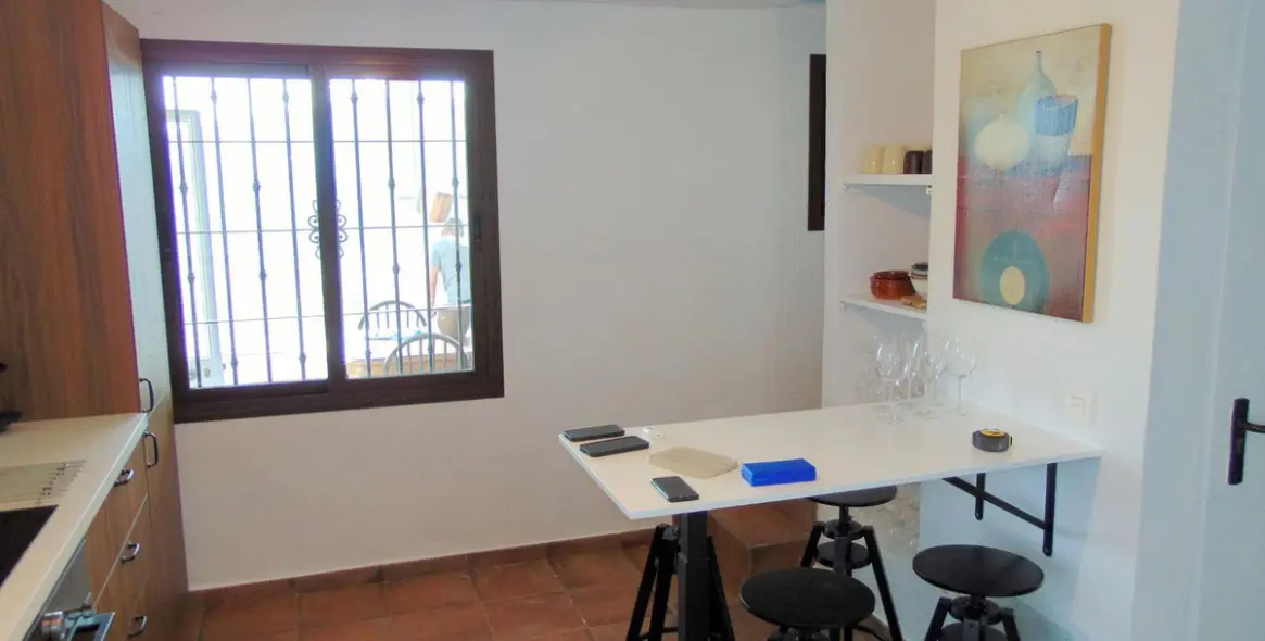 Продажа финки в Monda 9