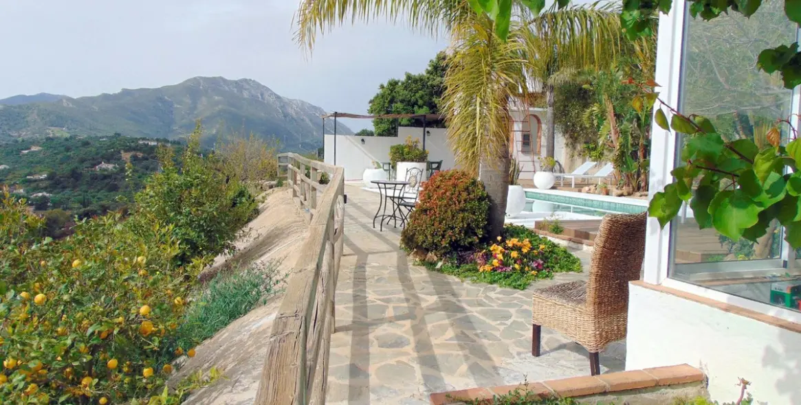 Продажа финки в Monda 35