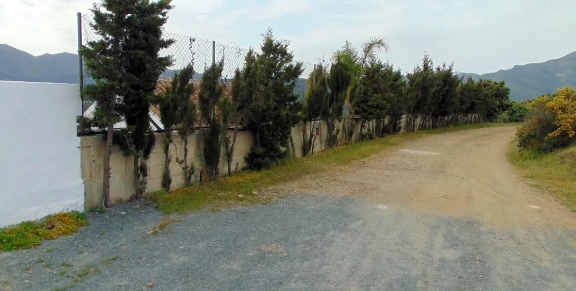 Продажа финки в Monda 39