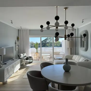 Продажа апартаментов на среднем этаже в La Campana