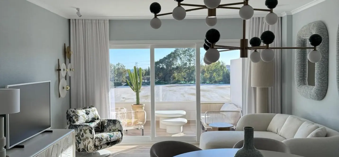 Sale of middle floor apartment in Nueva Andalucía 1