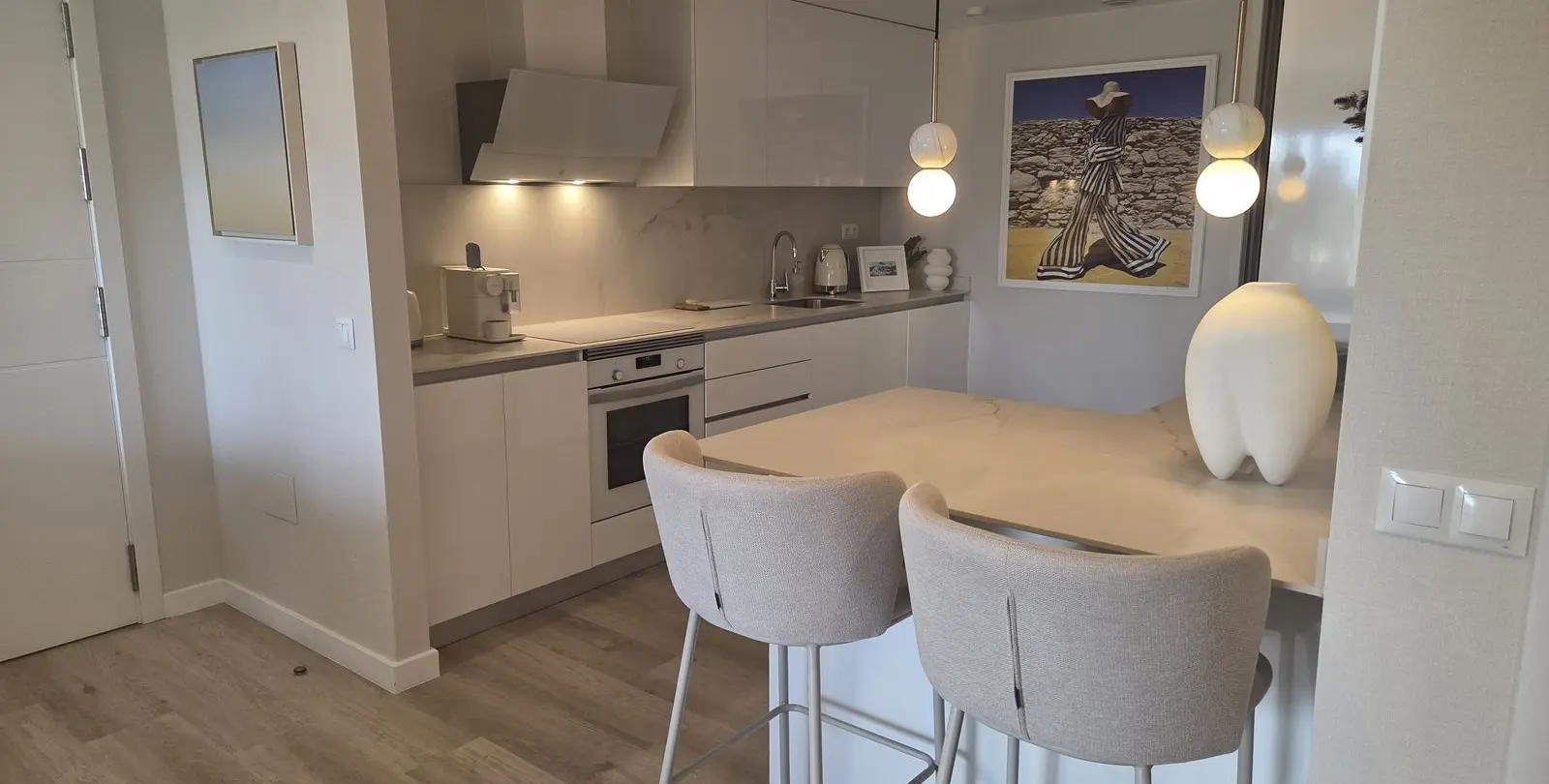 Sale of middle floor apartment in Nueva Andalucía 8