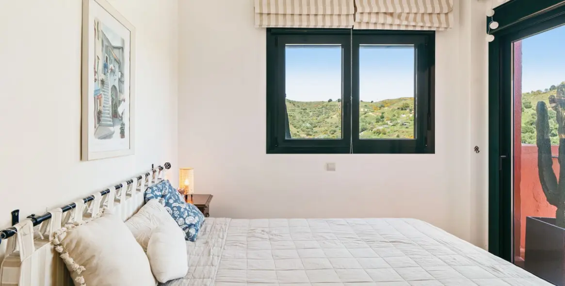 Продажа пентхауса в Calahonda 9