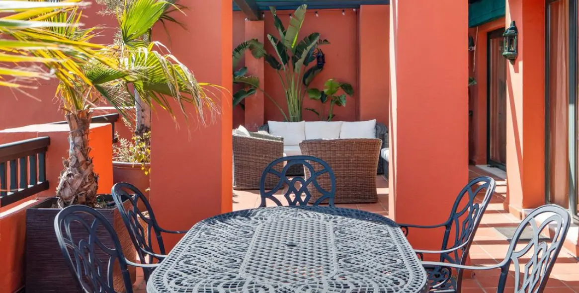 Продажа пентхауса в Calahonda 20