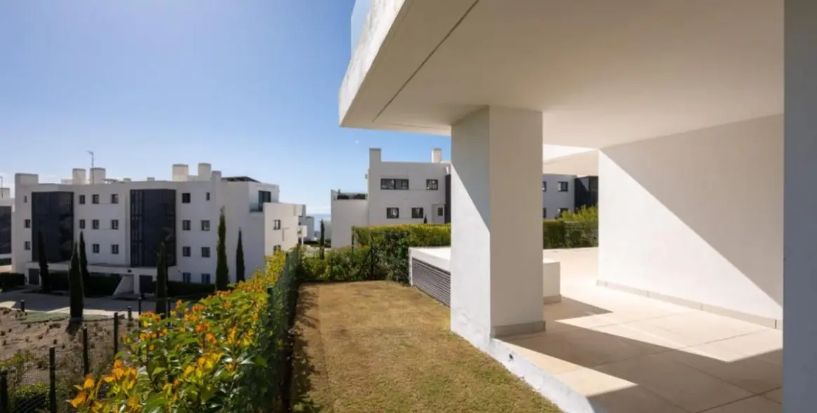 Продажа апартаментов на первом этаже в Fuengirola 4