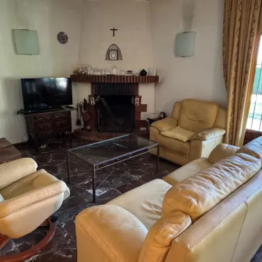 Продажа  отдельно стоящей виллы в Estepona