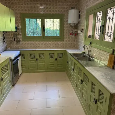 Продажа  отдельно стоящей виллы в Estepona