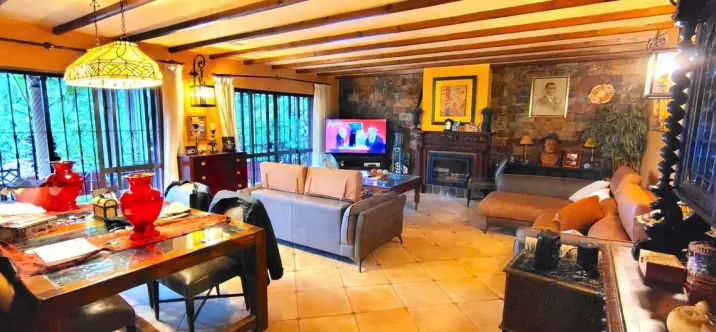 Продажа  отдельно стоящей виллы в Río Real 2