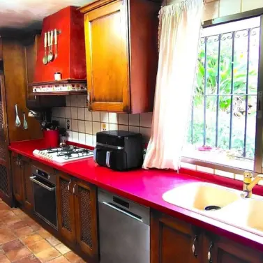 Продажа  отдельно стоящей виллы в Río Real