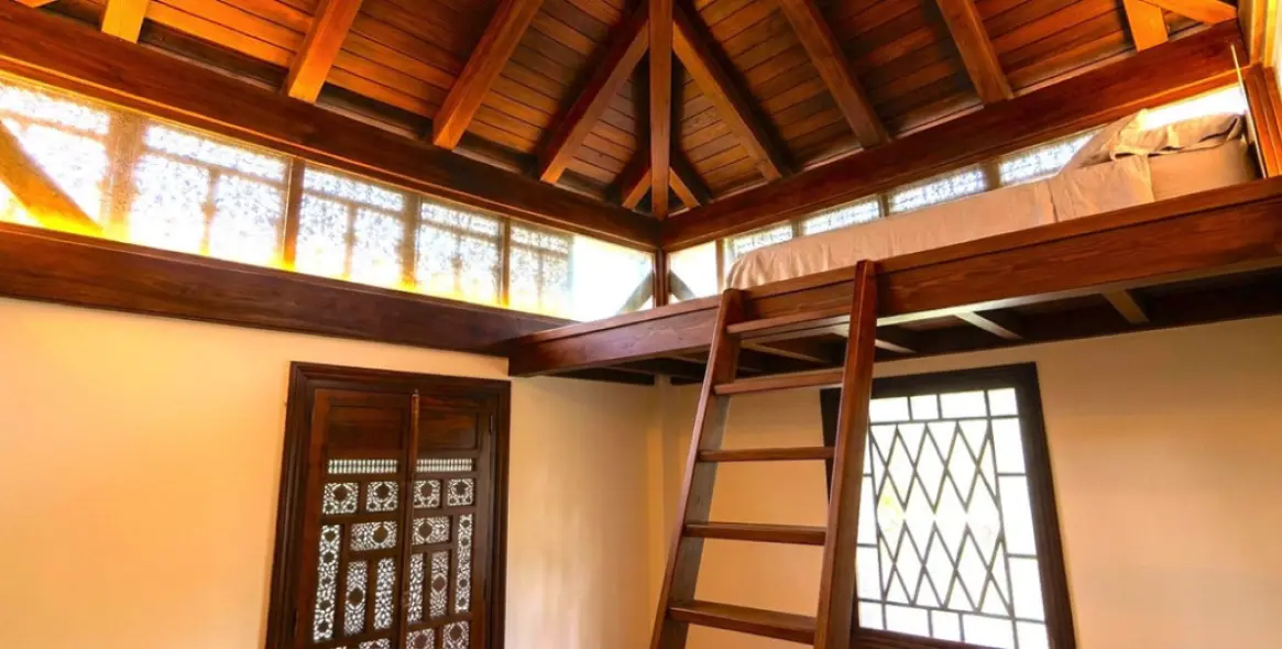 Продажа  отдельно стоящей виллы в Río Real 8