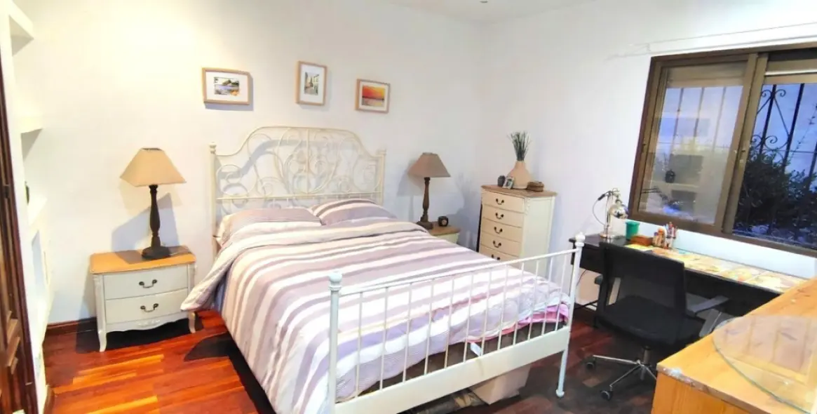 Продажа  отдельно стоящей виллы в Río Real 28