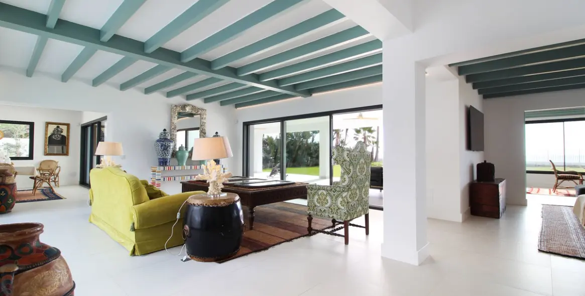 Продажа  отдельно стоящей виллы в Guadalmina Baja 2