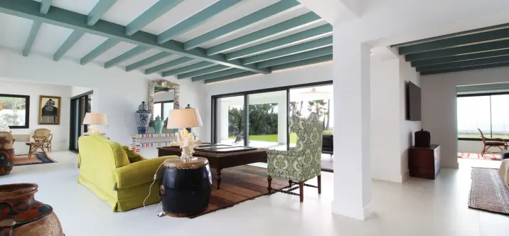 Продажа  отдельно стоящей виллы в Guadalmina Baja 1