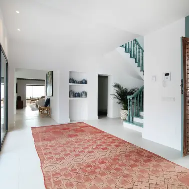 Продажа  отдельно стоящей виллы в Guadalmina Baja