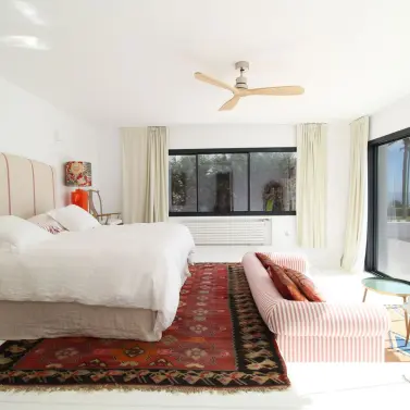 Продажа  отдельно стоящей виллы в Guadalmina Baja