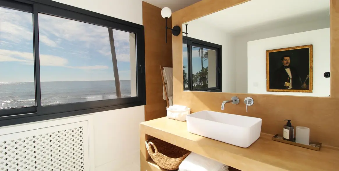 Продажа  отдельно стоящей виллы в Guadalmina Baja 14