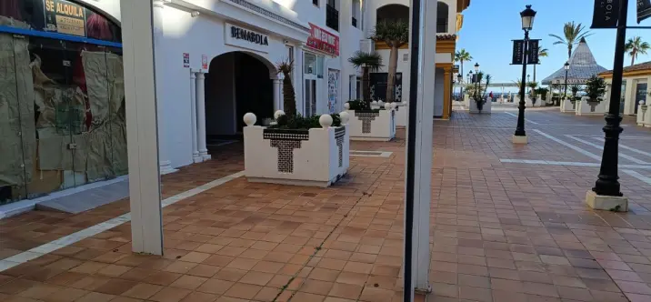 Long-term rent of bar in Puerto Banús 0