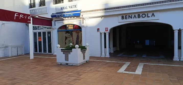 Long-term rent of bar in Puerto Banús 1