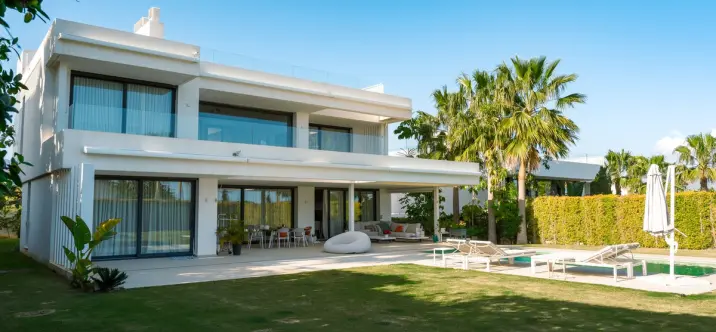 Долгосрочная аренда  отдельно стоящей виллы в Cancelada 0