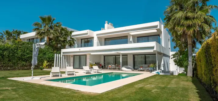 Долгосрочная аренда  отдельно стоящей виллы в Cancelada 1