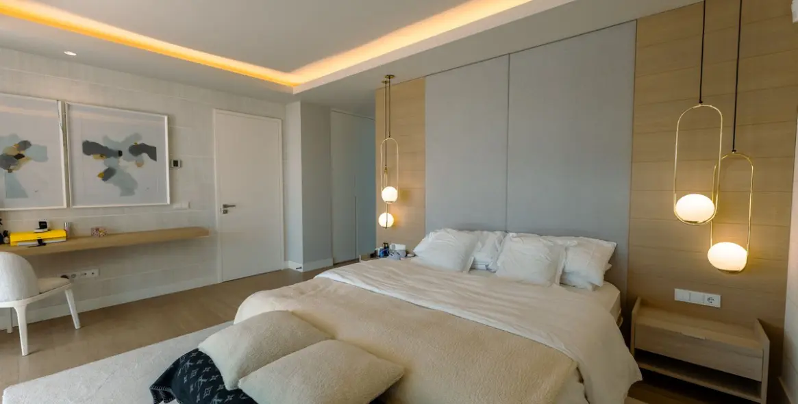 Alquiler a largo plazo de villa independiente en Cancelada 28