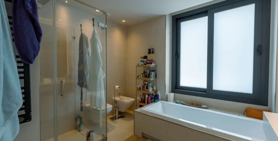 Alquiler a largo plazo de villa independiente en Cancelada 37