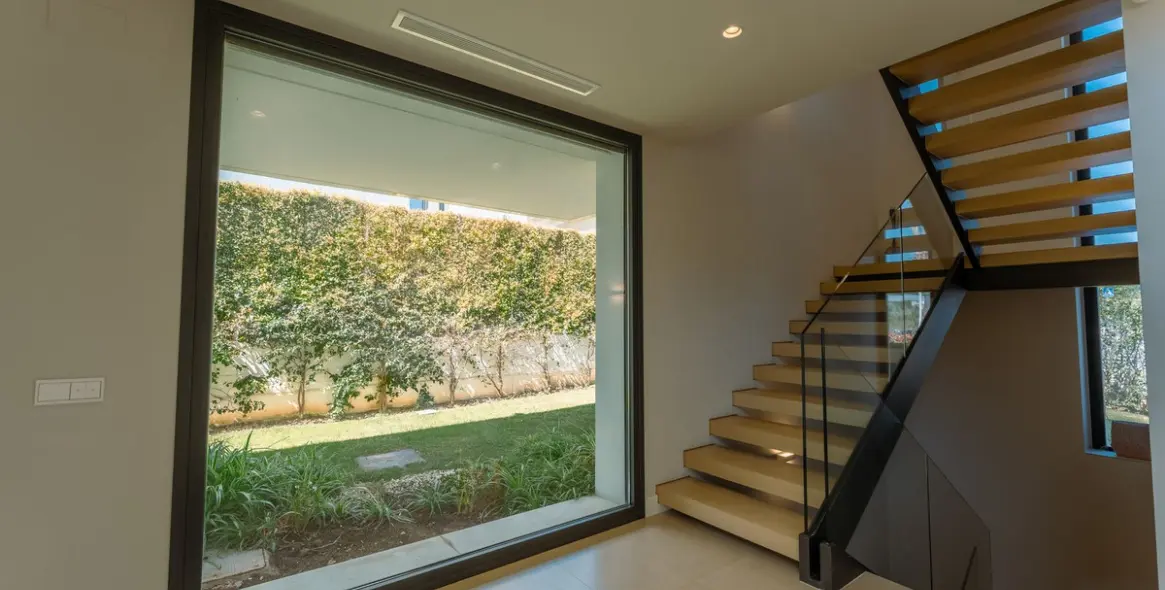 Alquiler a largo plazo de villa independiente en Cancelada 40