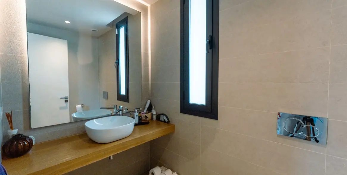 Alquiler a largo plazo de villa independiente en Cancelada 47