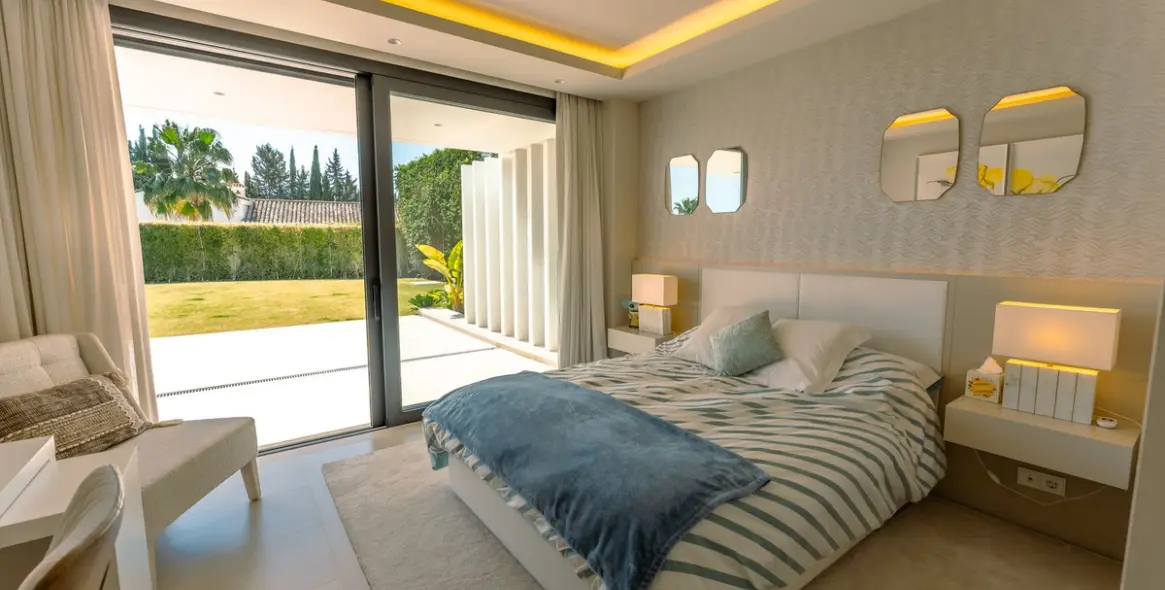 Alquiler a largo plazo de villa independiente en Cancelada 48