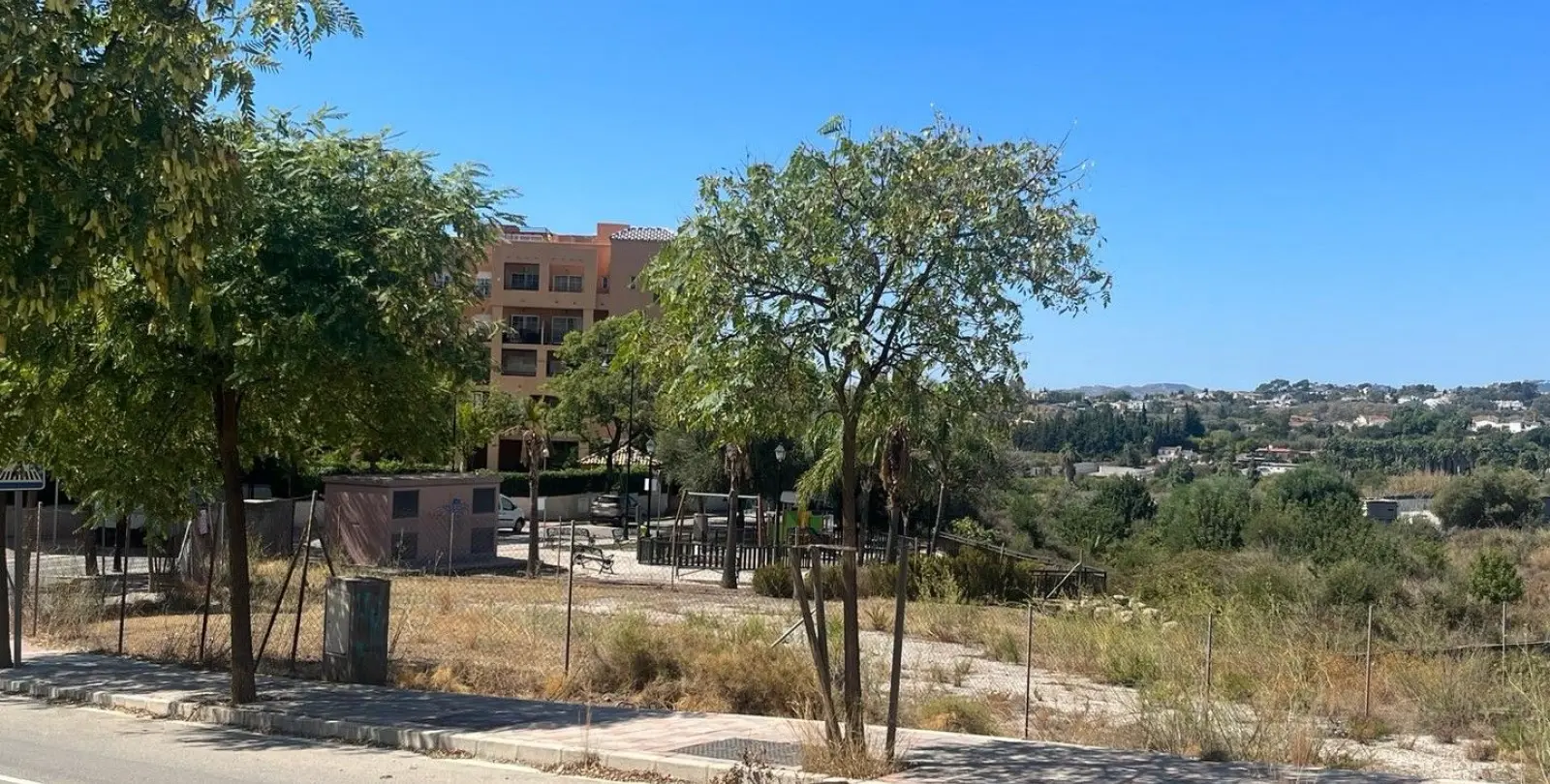 Sale of commercial plot in Los Pacos 1