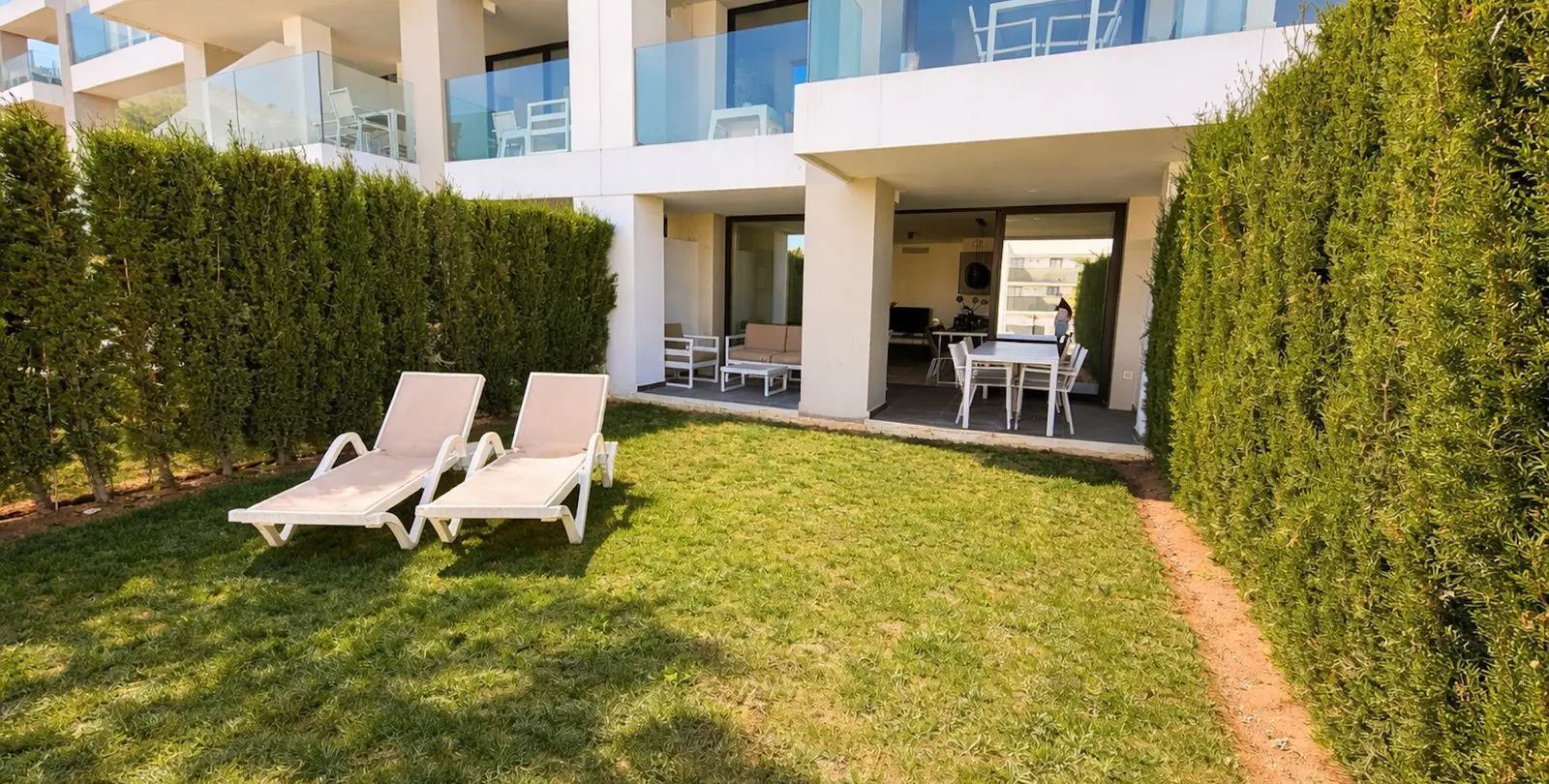 Продажа апартаментов на первом этаже в Mijas 1
