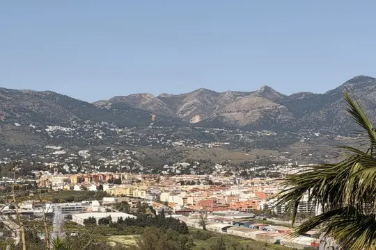 Image 6 thumb