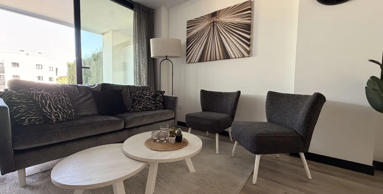 Продажа апартаментов на первом этаже в Mijas 12