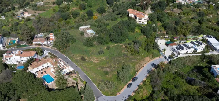 Venta de parcela residencial en Mijas 2