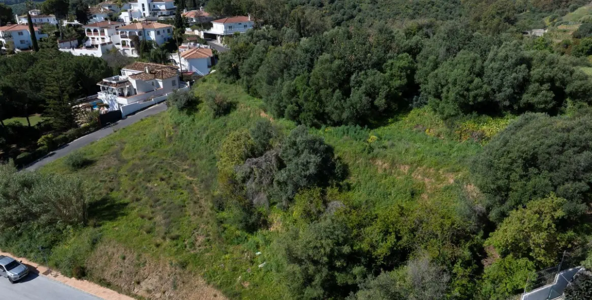 Продажа  жилого участка в Mijas 14