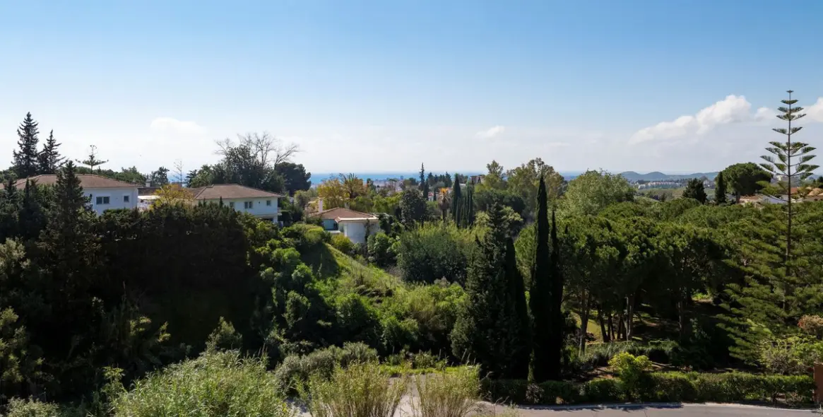 Продажа  жилого участка в Mijas 16