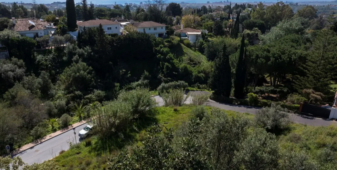 Продажа  жилого участка в Mijas 18