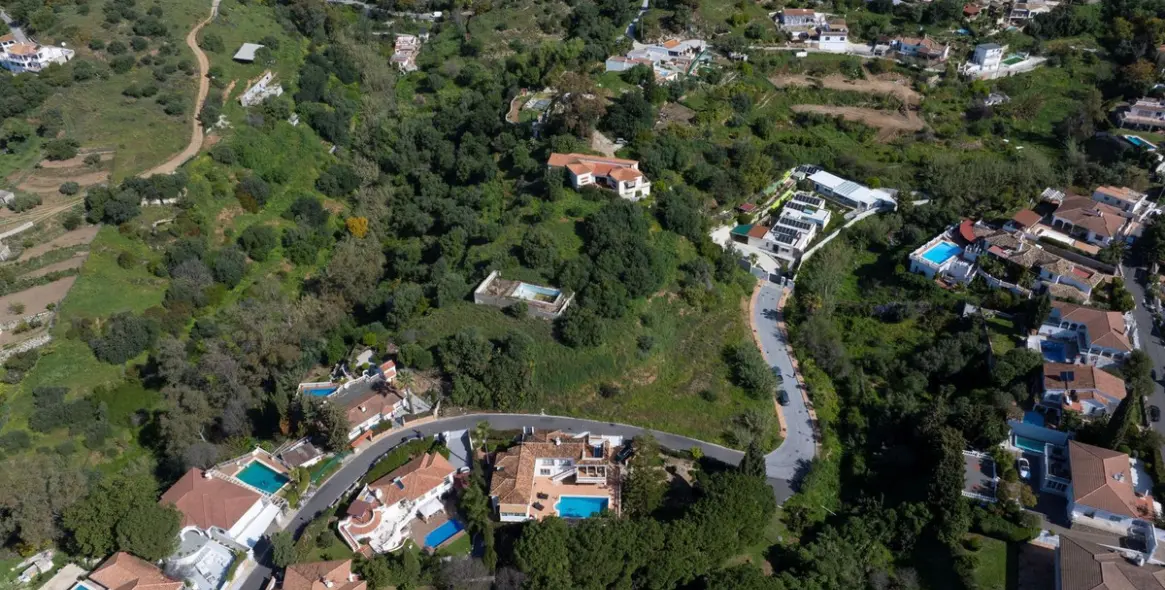 Продажа  жилого участка в Mijas 19