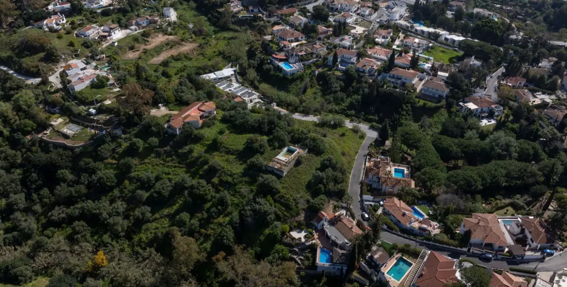 Продажа  жилого участка в Mijas 21